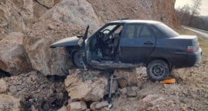 Молодые люди попали в больницу после жесткого ДТП в Усть-Коксинском районе Молодые люди попали в больницу после жесткого ДТП в Усть-Коксинском районе