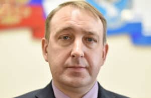 Бывший министр образования признан виновным в превышении полномочий Бывший министр образования признан виновным в превышении полномочий