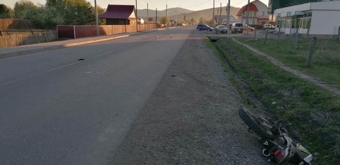 Еще один мотоциклист госпитализирован после столкновения с автомобилем
