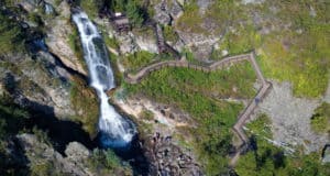 Камышлинский водопад, курорт «Манжерок», Чемальская ГЭС: где клещи охотятся на людей Камышлинский водопад, курорт «Манжерок», Чемальская ГЭС: где клещи охотятся на людей