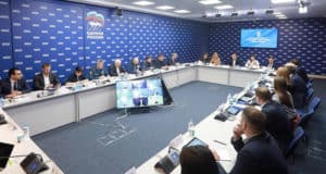 «Единая Россия» открыла штаб по гуманитарному сотрудничеству для помощи жителям Донбасса «Единая Россия» открыла штаб по гуманитарному сотрудничеству для помощи жителям Донбасса