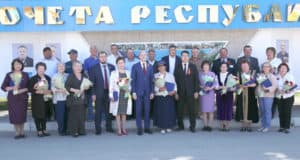С них берут пример молодежь и коллеги
