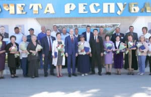 С них берут пример молодежь и коллеги С них берут пример молодежь и коллеги