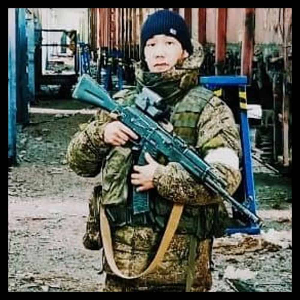 Денис Яданов