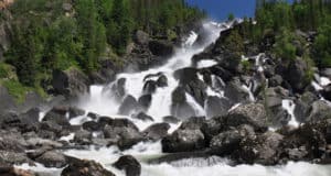 Водоскат Учар все еще закрыт для посещений