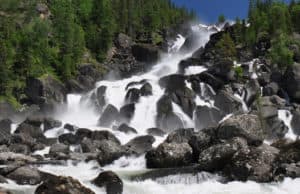 Водоскат Учар все еще закрыт для посещений