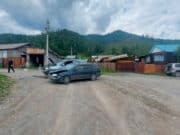 В Онгудае столкнулись Toyota Caldina и Lexus RX В Онгудае столкнулись Toyota Caldina и Lexus RX