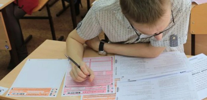ЕГЭ по математике проходит в Республике Алтай