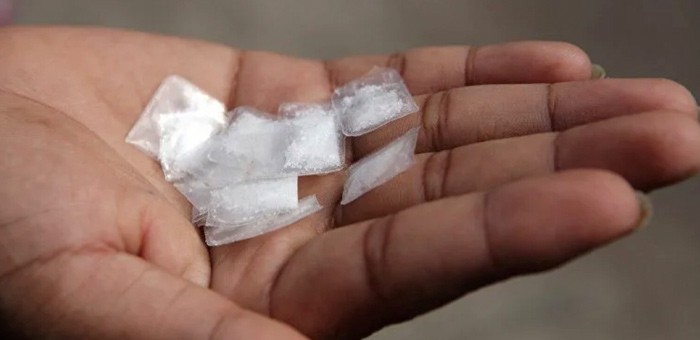 40-летняя жительница Майминского района подозревается в сбыте наркотиков