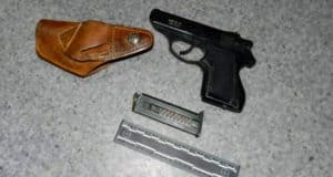 Пограничники изъяли оружие у граждан, следующих в Монголию Пограничники изъяли оружие у граждан, следующих в Монголию