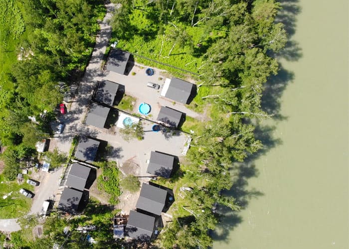 Суд обязал «пасечников» снести свои «домики» на Каянчинском плесе