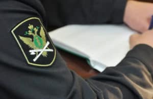 Сельчанин оплатил долги по налогам, штрафам и алиментам, чтобы выехать в Монголию Сельчанин оплатил долги по налогам, штрафам и алиментам, чтобы выехать в Монголию