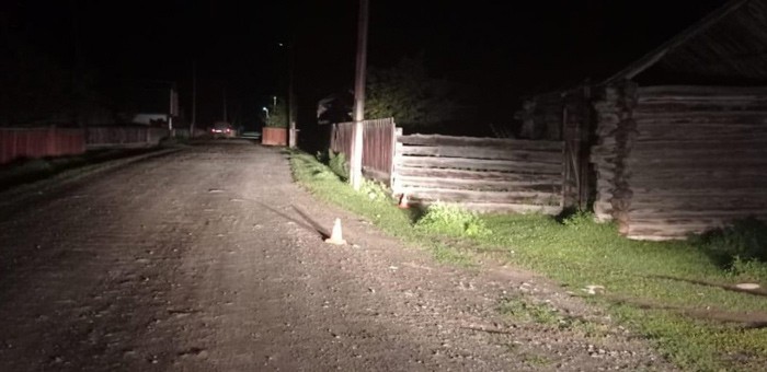 16-летняя горожанка на мотоцикле врезалась в забор и попала в больницу