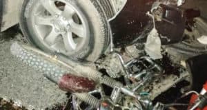 Подросток на мопеде врезался в Land Cruiser Подросток на мопеде врезался в Land Cruiser