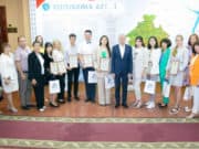 Глава республики встретился с лучшими выпускниками и их учителями Глава республики встретился с лучшими выпускниками и их учителями
