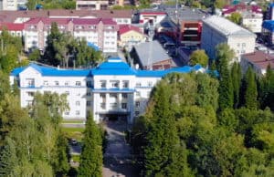 Александра Алисова будут судить за покупку дорогих машин для правительства
