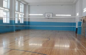 Три школьных спортзала отремонтируют в республике к началу учебного года