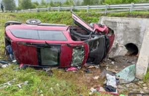 Два человека погибли в страшной аварии возле Черги, еще несколько попали в больницу Два человека погибли в страшной аварии возле Черги, еще несколько попали в больницу