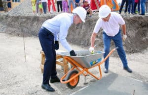 В Сугаше началось строительство дома культуры В Сугаше началось строительство дома культуры