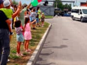 В Горно-Алтайске встретили сотрудников Росгвардии, вернувшихся с Донбасса В Горно-Алтайске встретили сотрудников Росгвардии, вернувшихся с Украины