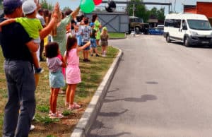В Горно-Алтайске встретили сотрудников Росгвардии, вернувшихся с Донбасса В Горно-Алтайске встретили сотрудников Росгвардии, вернувшихся с Украины