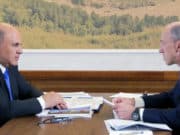 Михаил Мишустин и Олег Хорохордин обсудили социально-экономическое развитие Республики Алтай Михаил Мишустин и Олег Хорохордин обсудили социально-экономическое развитие Республики Алтай