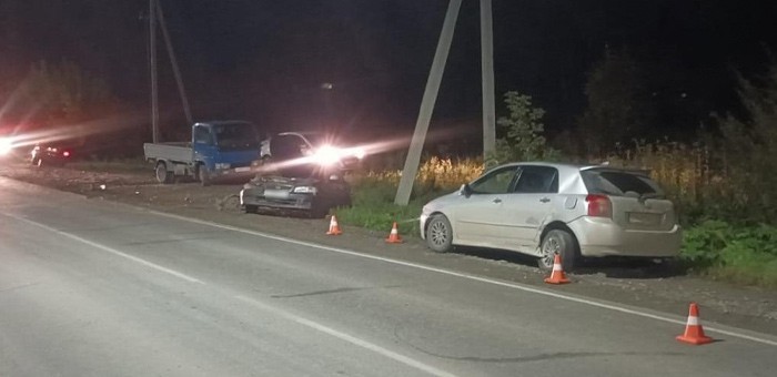 Нетрезвый водитель протаранил три автомобиля, сбил пешехода и сбежал с места происшествия