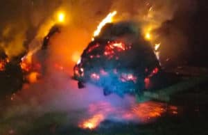 Четыре тюка сена и тракторный прицеп сгорели в Барагаше Четыре тюка сена и тракторный прицеп сгорели в Барагаше
