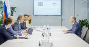 Олег Хорохордин провел переговоры с руководством госкорпорации Дом.РФ