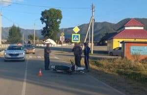 Гость из Алтайского края перевернулся на мотоцикле в Онгудае и попал в больницу Гость из Алтайского края перевернулся на мотоцикле в Онгудае и попал в больницу