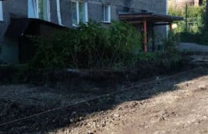 Началось благоустройство двора по улице Строителей, 4
