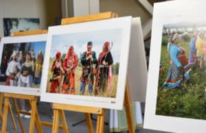 В Горно-Алтайске открылась фотовыставка «Сила традиций: народы Российской Федерации» В Горно-Алтайске открылась фотовыставка «Сила традиций: народы Российской Федерации»