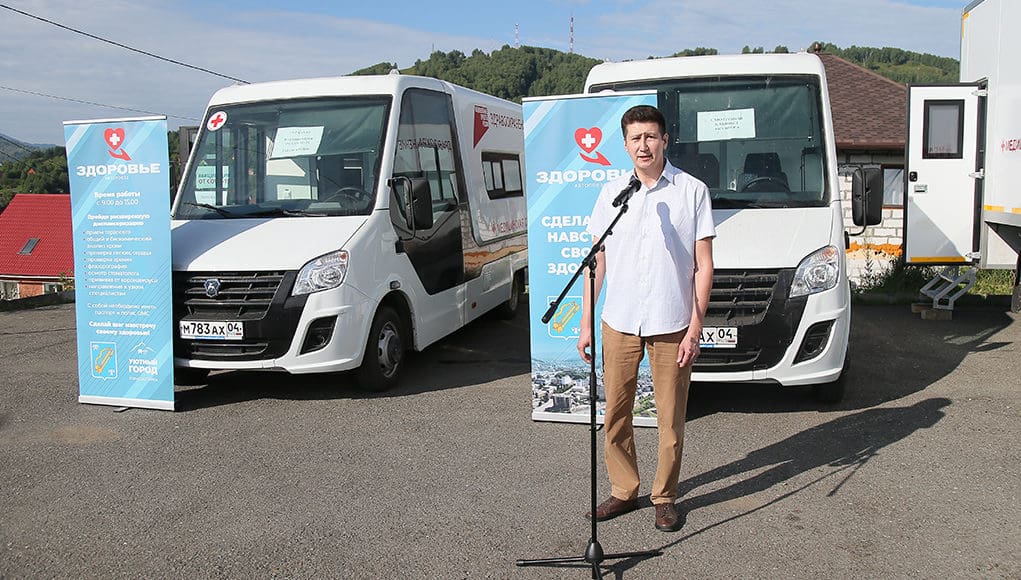 Автопоезд «Здоровье» начал работу в микрорайонах Горно-Алтайска