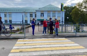 Дорога в школу должна быть безопасной Дорога в школу должна быть безопасной