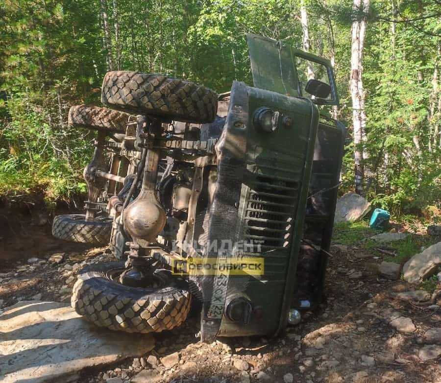 Силовики проводят проверки в связи с аварией по дороге на Каракольские озера