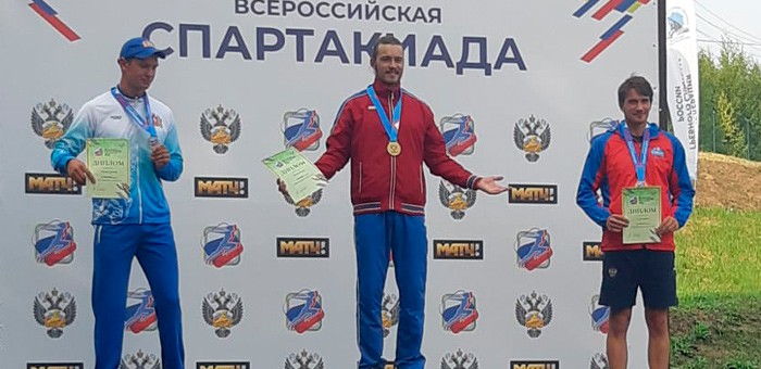 Кирилл Сеткин завоевал бронзу на Спартакиаде сильнейших по гребному слалому