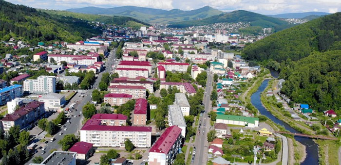 Восемь дворовых территорий благоустроят в этом году в Горно-Алтайске