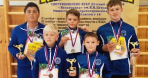 Спортсмены с Алтая успешно выступили на межрегиональных состязаниях по кикбоксингу