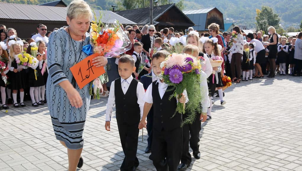 Школу №5 после капитального ремонта открыли в Горно-Алтайске