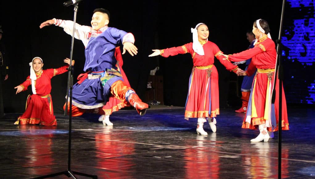 Республику Алтай посетил ансамбль песни и пляски монгольских пограничников