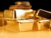 Клиенты РСХБ на Алтае переводят валютные накопления в золото