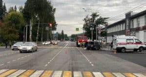ДТП со «скорой помощью» в Горно-Алтайске: пострадали два человека ДТП со «скорой помощью» в Горно-Алтайске: пострадали два человека