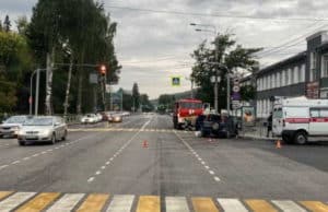 ДТП со «скорой помощью» в Горно-Алтайске: пострадали два человека ДТП со «скорой помощью» в Горно-Алтайске: пострадали два человека