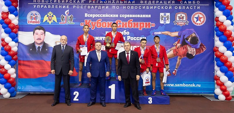 Спортсмены из республики успешно выступили на «Кубке Сибири» по самбо