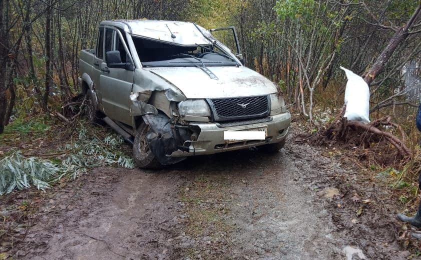 В лесной местности перевернулся УАЗ, водитель погиб