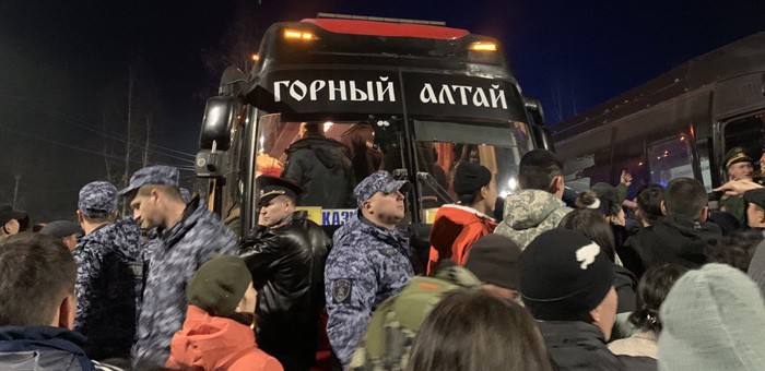 Военком опровергает информацию о необходимости покупки бронежилетов для мобилизованных