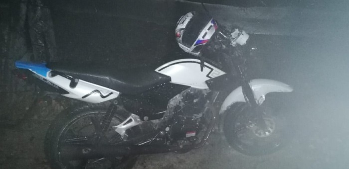 Мотоциклист попал в больницу после аварии на полевой дороге