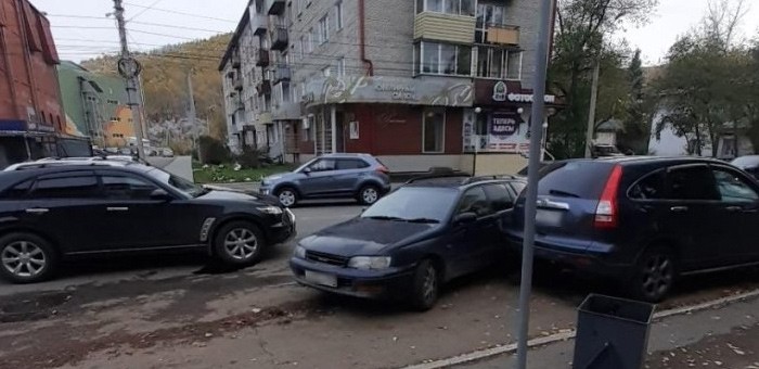 Житель Чемальского района устроил ДТП в Горно-Алтайске