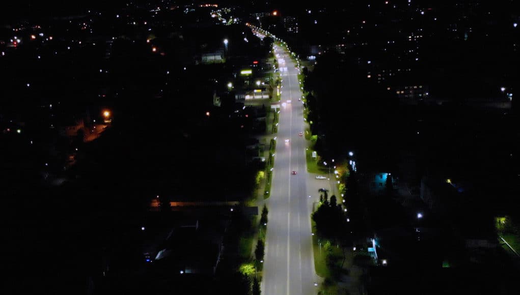 Уличное освещение: комфорт и безопасность