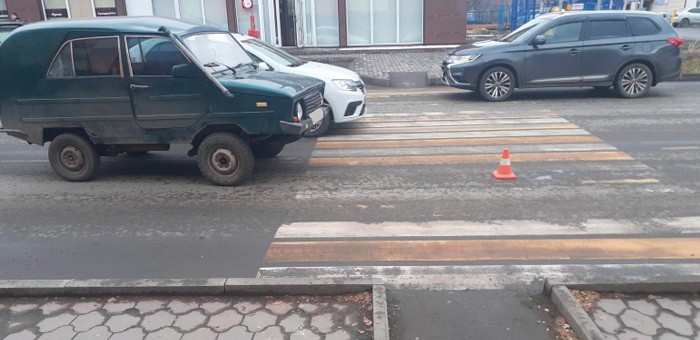 В Горно-Алтайске на пешеходном переходе сбили пенсионерку
